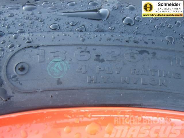 Bridgestone 13.6-26 AS-Bereifung Tyres, wheels and rims