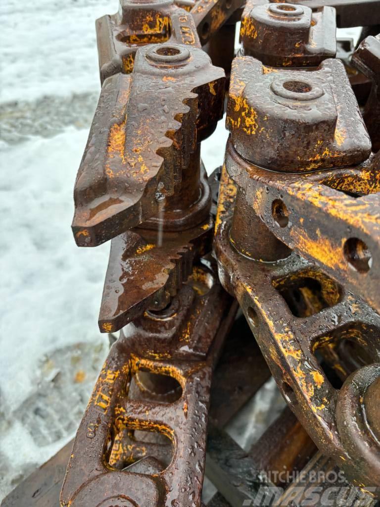 CAT D 4 Kettenstrang track chain Tracks, chains and undercarriage