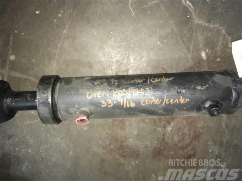 Atlas Copco Hydraulic Cylinder - 57414914 Drilling equipment accessories and spare parts