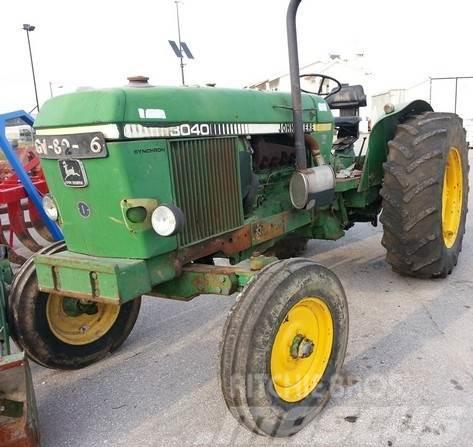 John Deere Deere 3040 Tractors
