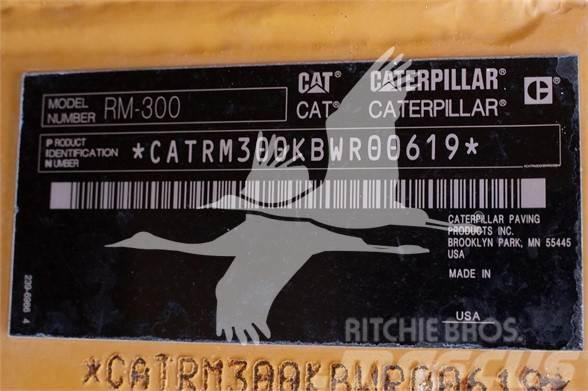 CAT RM-300 Asphalt recyclers
