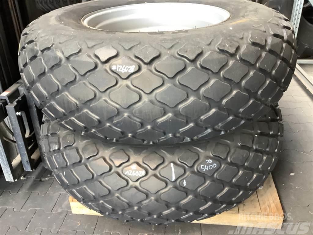 Mitas 405/70 R20 + 18.4-30 Other agricultural machines