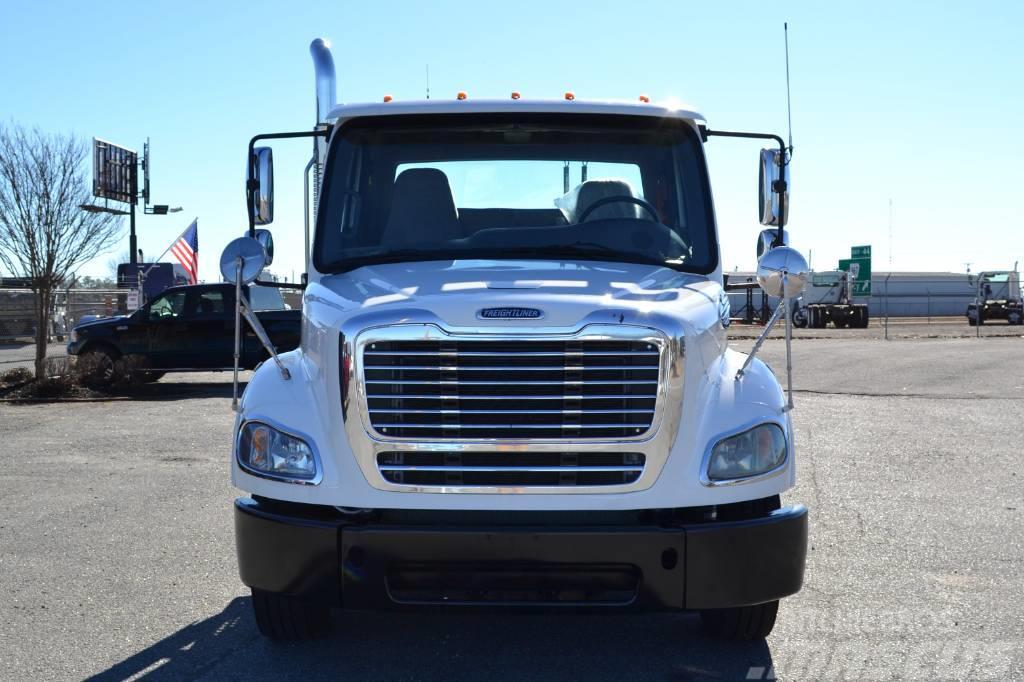 Freightliner Business Class M2 112 Tractor Units