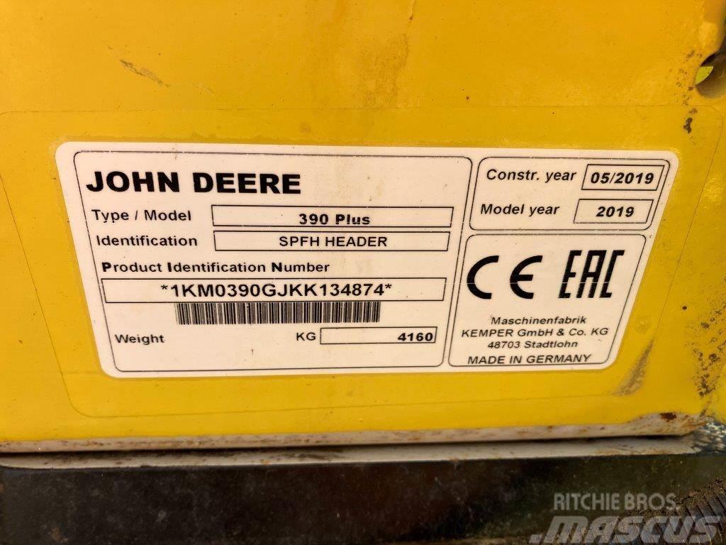 John Deere 390 Plus Self-propelled foragers