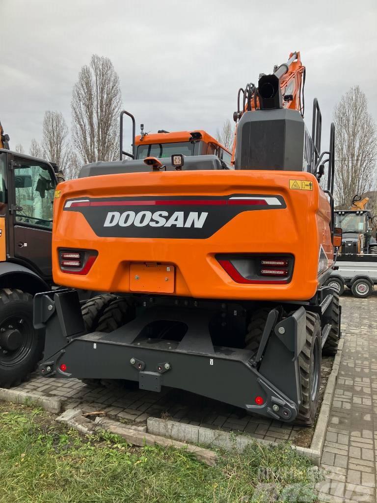 Doosan DX 170 W-7 Wheeled excavators