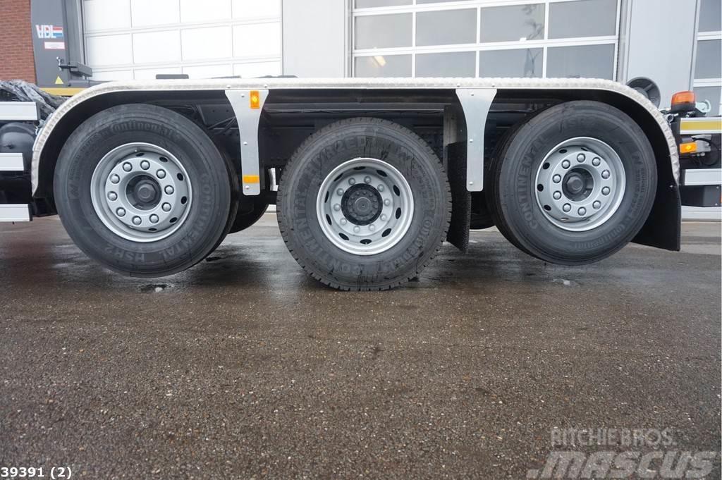 Volvo FM 420 8x2 HMF 26 ton/meter laadkraan Hook lift trucks