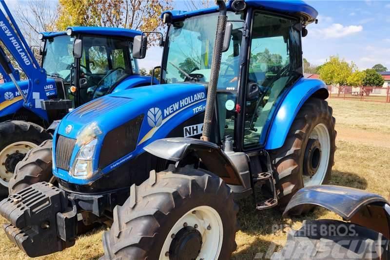 New Holland CAB TD5.90 Tractors