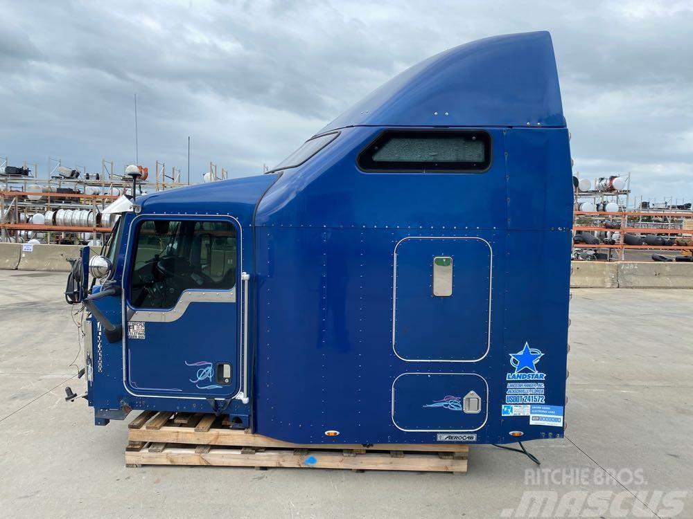 Kenworth T600 Cabins and interior