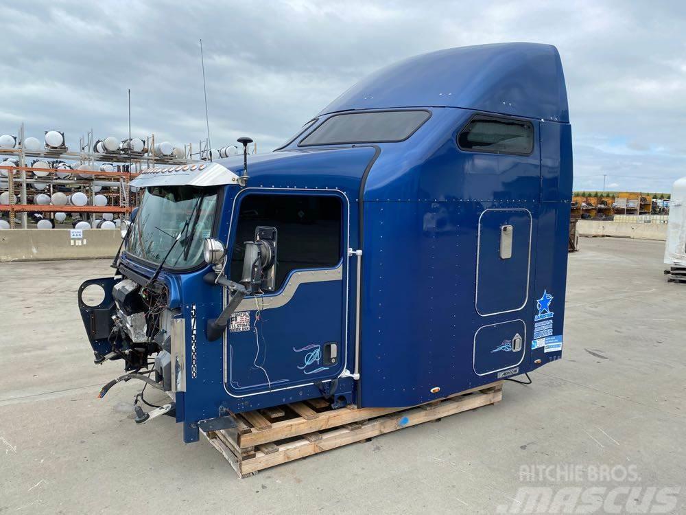 Kenworth T600 Cabins and interior