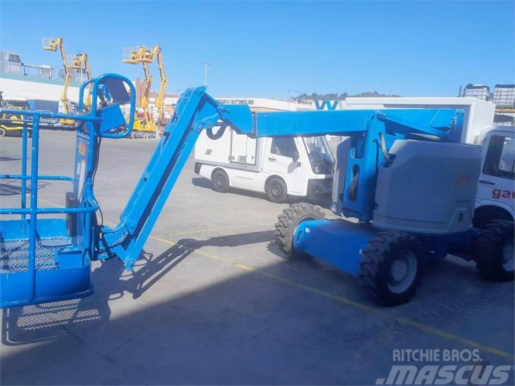 Genie Z-34/22 IC Articulated boom lifts