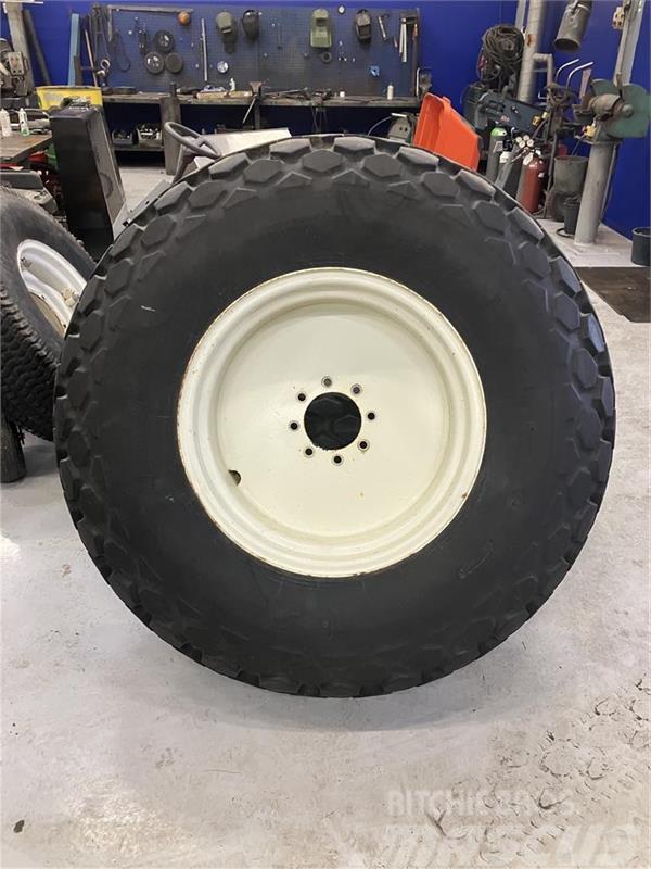 Alliance 18,4 X 26 Tyres, wheels and rims