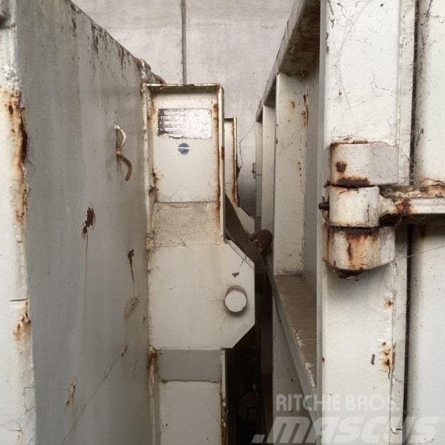  - - -  28,4m3 tørrecontainer Special containers