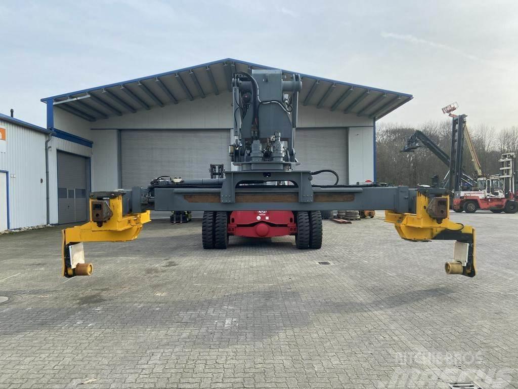 Seith Pipehandling Reachstacker 15036 Reachstackers