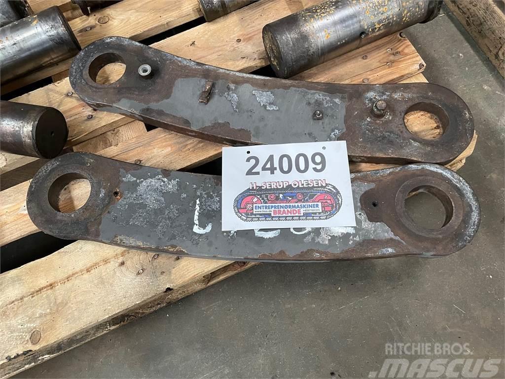 Link arme ex. Volvo L120E s/no. 20977 Other components