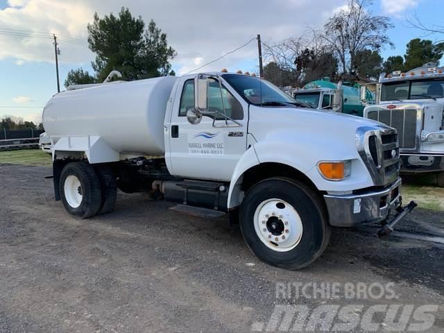 Ford F-750 Water tankers