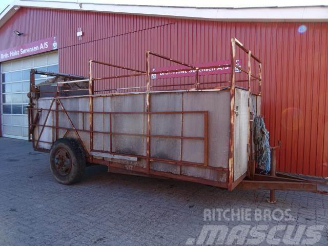  Hvamø Kreaturvogn Animal transport trailers