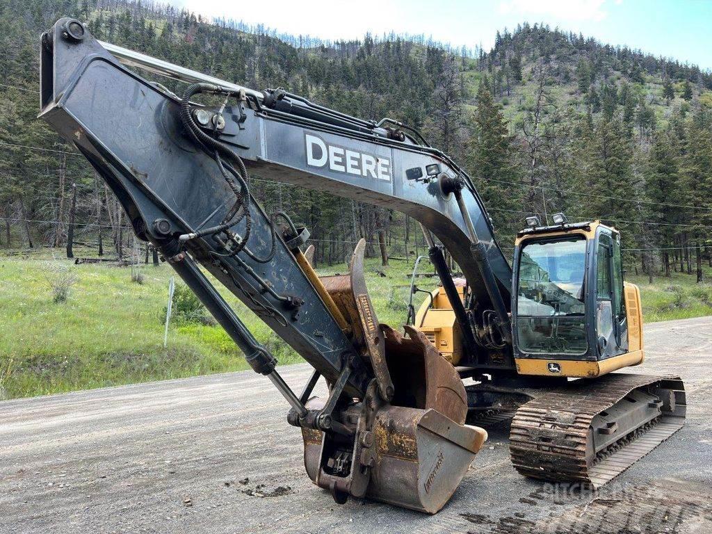 John Deere 225D LC Crawler excavators