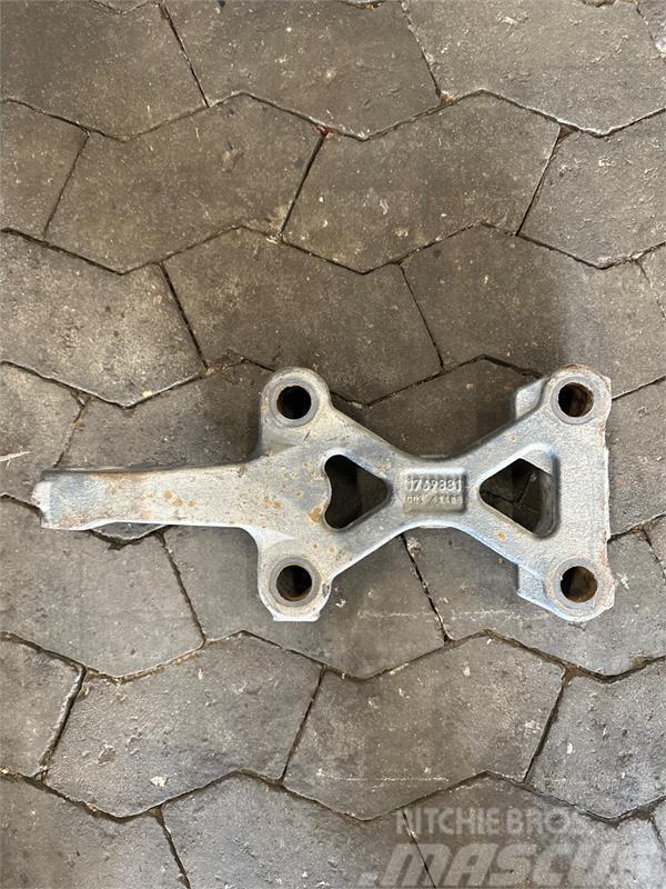 Scania  BRACKET 1739881 Chassis and suspension