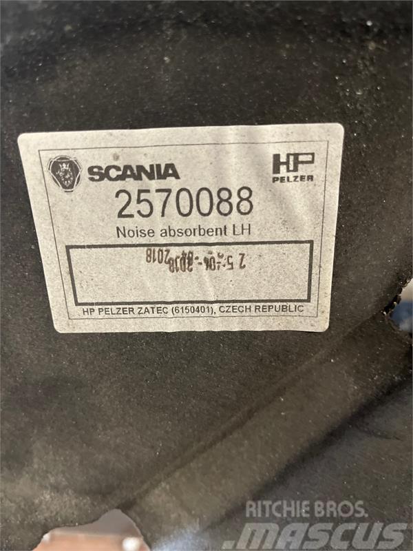 Scania  CAB FLOOR 2570088 Other components