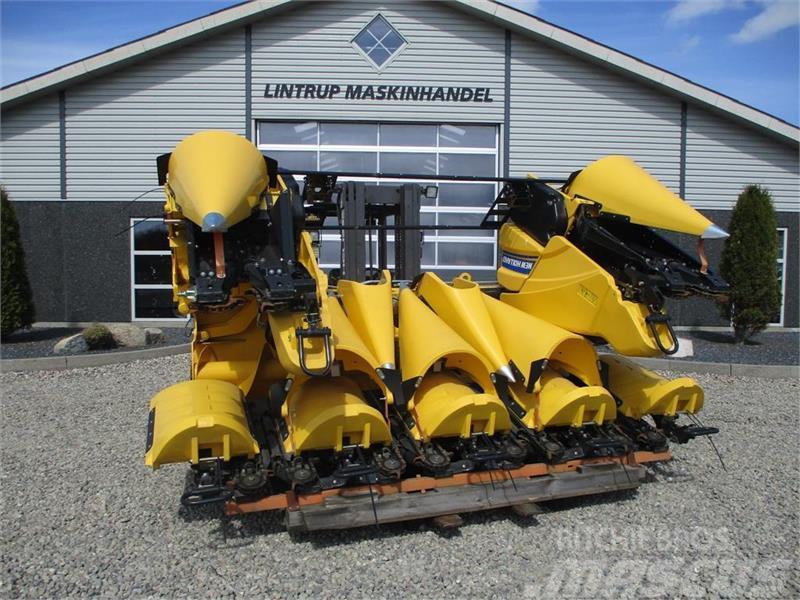 New Holland 836 New Holland 980CF 6R80cm Corn header. NEW and  Combine harvester accessories