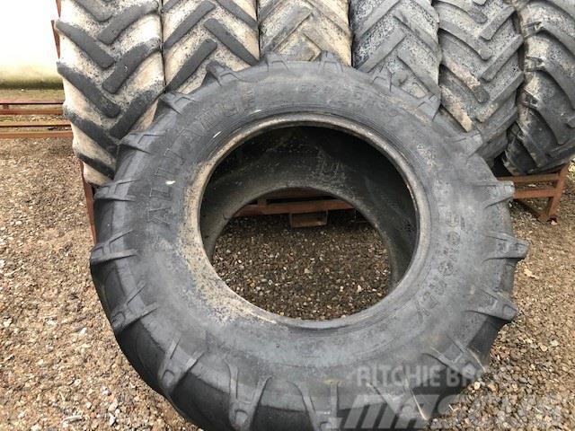 Alliance 600/70R30 Tyres, wheels and rims