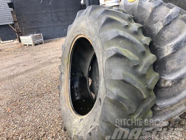 Goodyear 20.8x38 Dyna Torque Tyres, wheels and rims