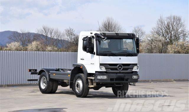 Mercedes-Benz ATEGO 1629 * Fahrgestell 4,30m / 4x4 Flatbed / Dropside trucks