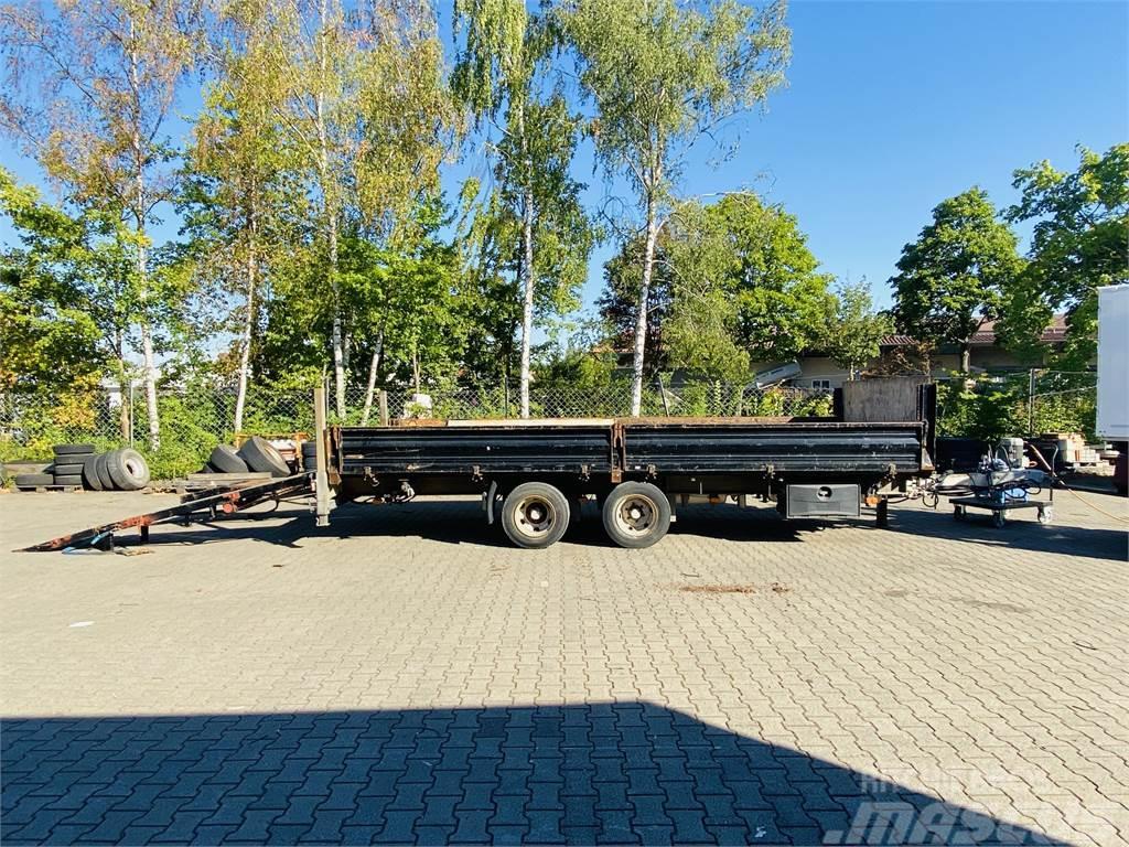 Blomenröhr 896/13800 13,8 t Tandemkipper mit Rampen Tipper trailers
