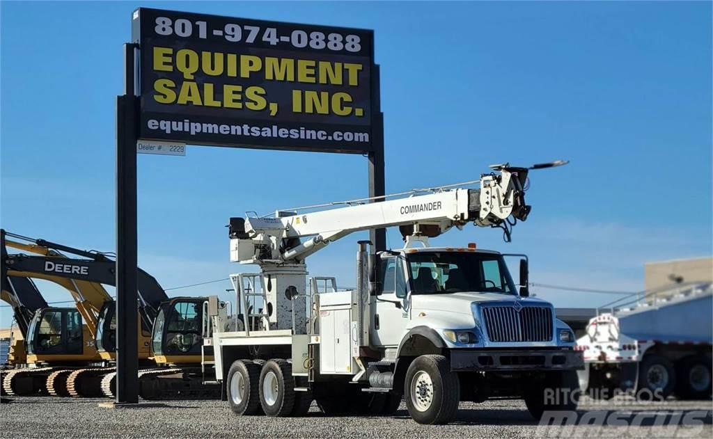 International WorkStar 7400 Mobile drill rig trucks
