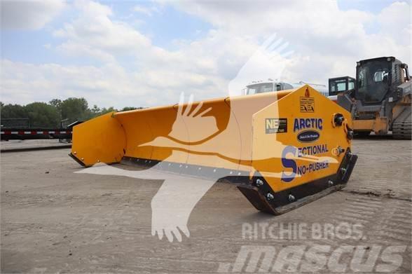  ARCTIC SNOW & ICE PRODUCTS LD10.5 Plows