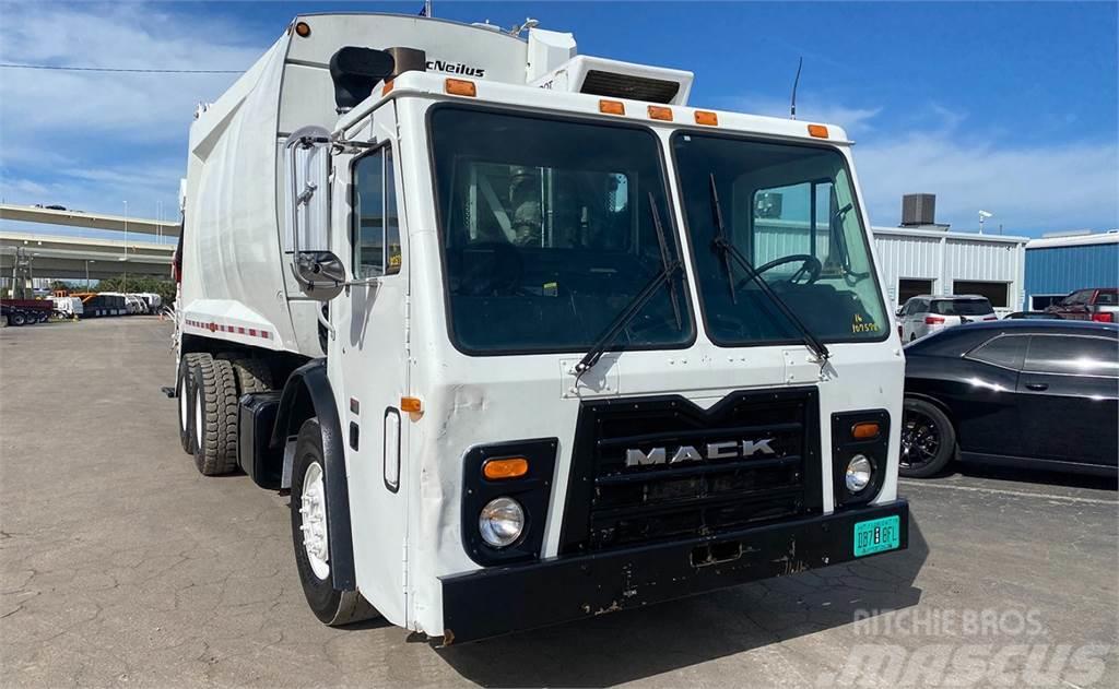 Mack LEU613 Waste trucks