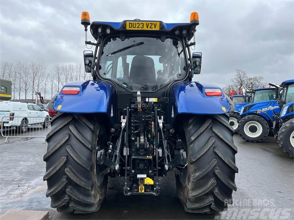 New Holland T7.225 Front loaders and diggers