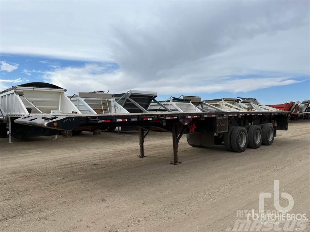 Doepker 45 ft Tri/A Flatbed Picker Flatbed/Dropside semi-trailers