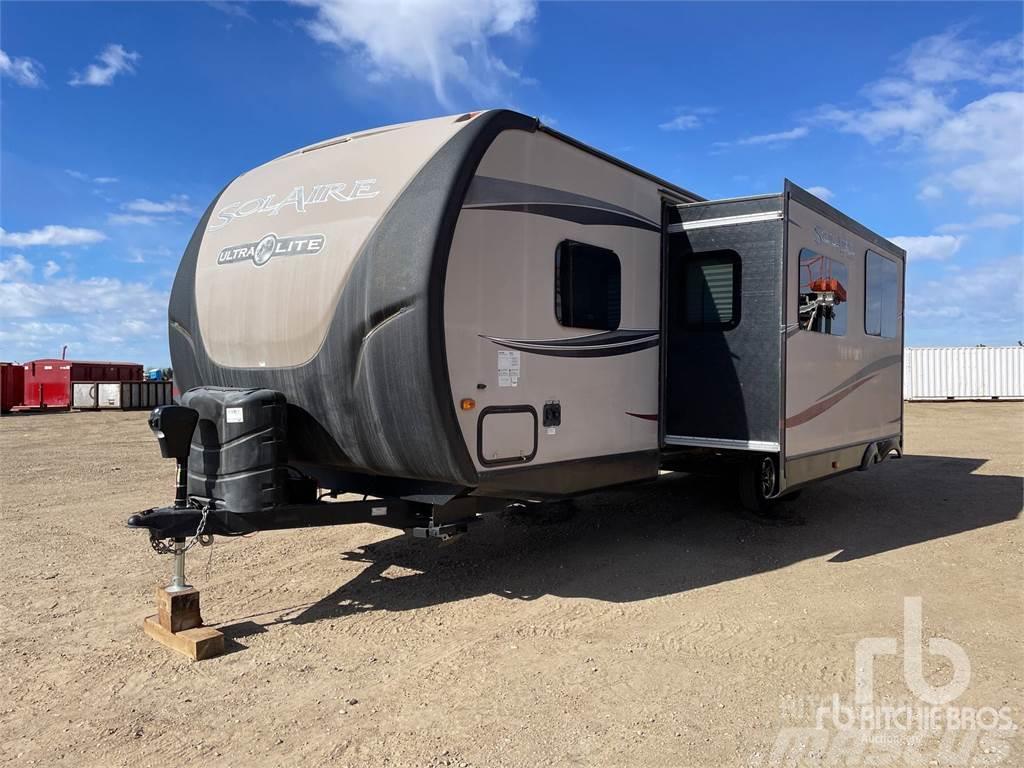 Forest River 31 ft T/A Light trailers