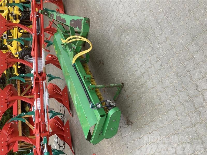 KT Hydraulisk kost Other tractor accessories