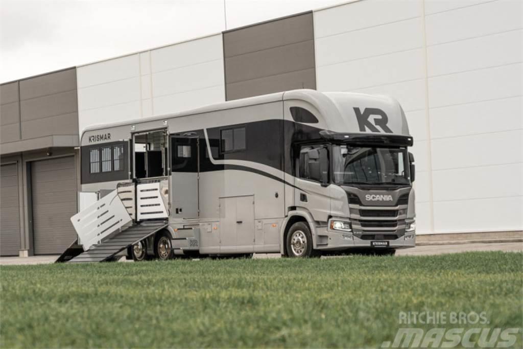 Scania P410 6x2*4 KRISMAR 6 hästar Animal transport trucks
