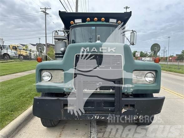 Mack R690ST Tipper trucks