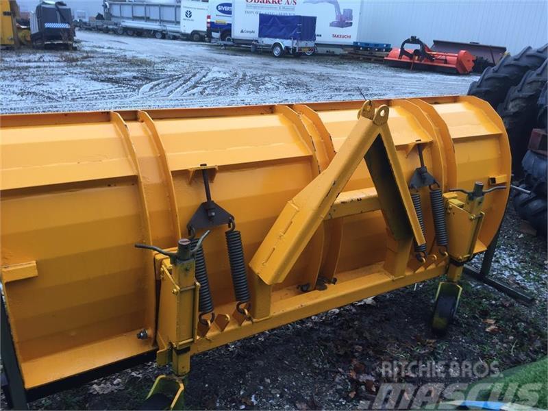 FM 2,5M Snow blades and plows