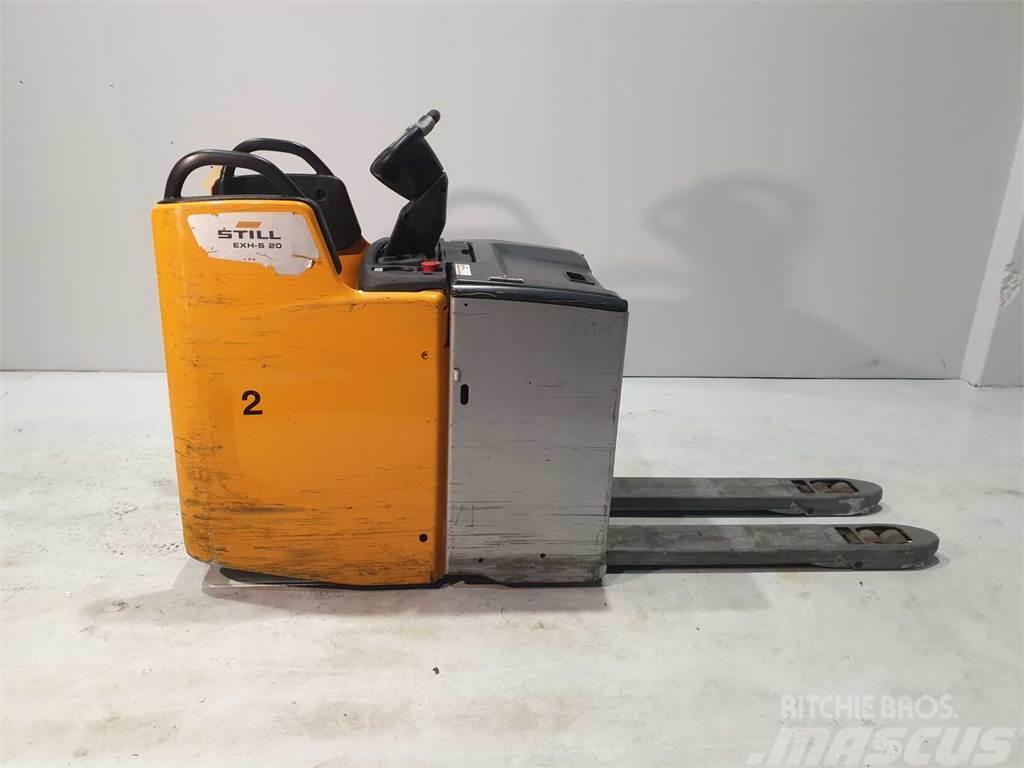 Still EXH-S20 Low lifter with platform