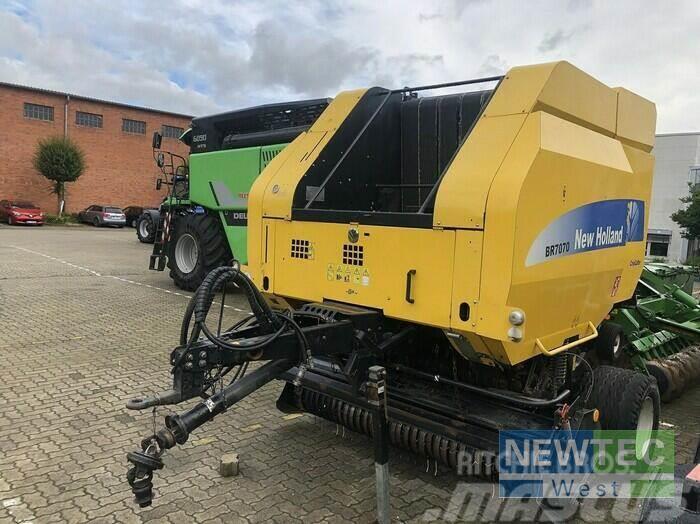 New Holland BR 7070 ROTORCUTTER Round balers