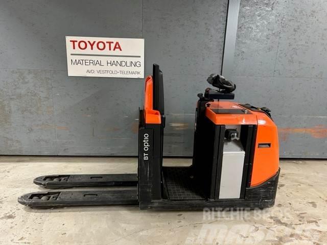 Toyota OSE250P Low lift order picker