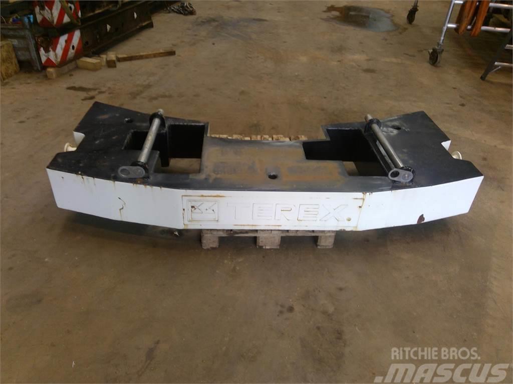 Terex Challenger 3160 counterweight 2,26 Ton Crane parts and equipment