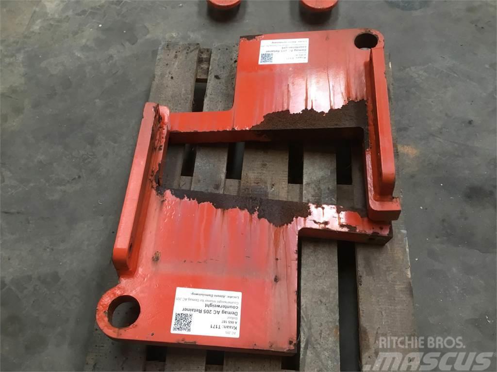 Terex Demag Demag AC 205 retainer counterweight Crane parts and equipment