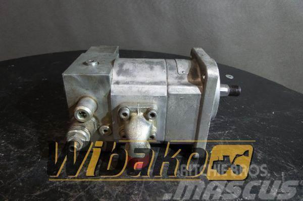 O&K Gear pump O&K 2244996L Hydraulics