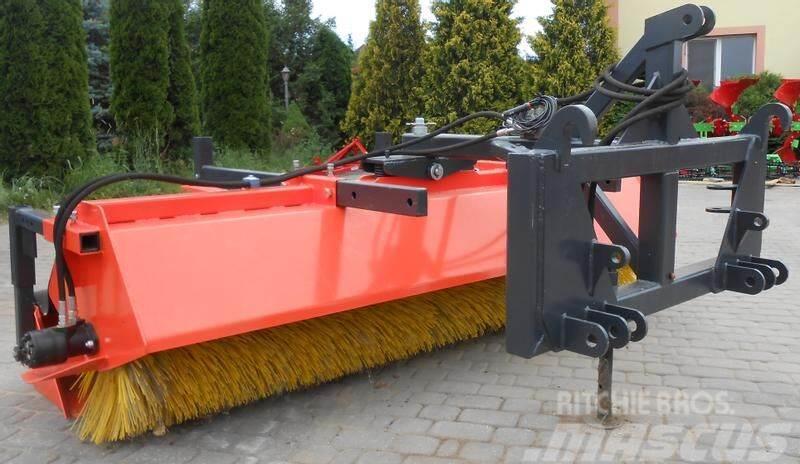  Kehrmaschine/ Sweeper/ Zamiatarka 2,4*M Sweepers
